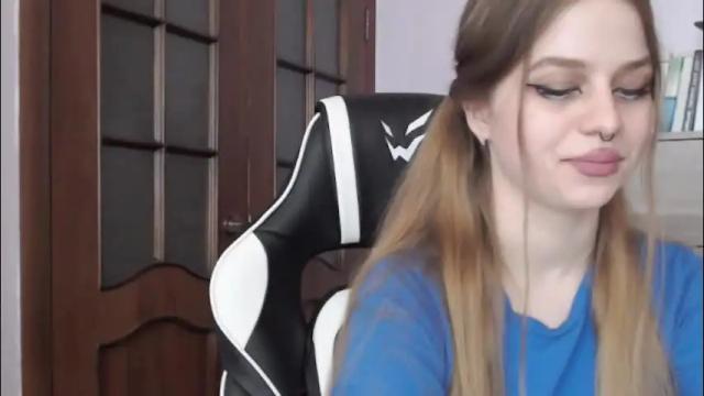 Image 12 of redhead_rabbit Stream on Chaturbate on 2 months ago