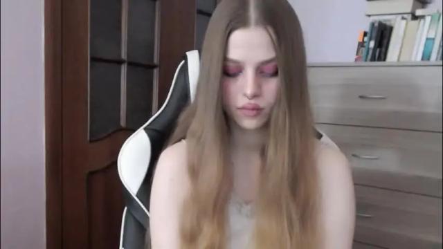 Image 8 of redhead_rabbit Stream on Chaturbate on 2 months ago