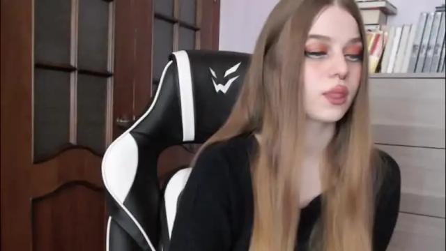 Thumbnail 1, redhead_rabbit's Stream at Chaturbate, 1 month ago