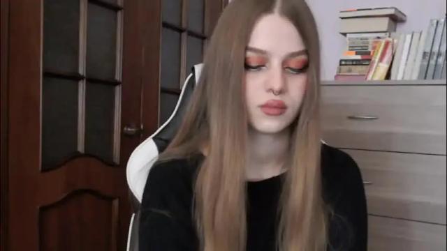 Image 8 of redhead_rabbit Stream on Chaturbate on 1 month ago