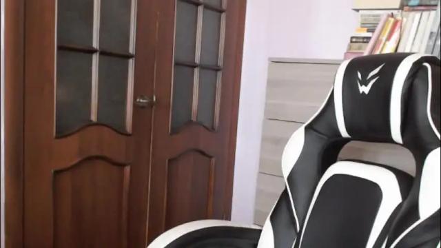 Image 10 of redhead_rabbit Stream on Chaturbate on 1 month ago