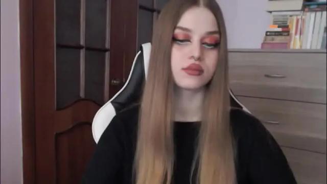 Image 8 of redhead_rabbit Stream on Chaturbate on 29 days ago