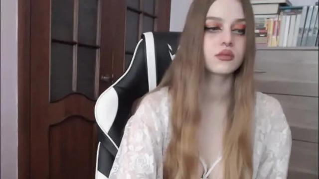 Image 11 of redhead_rabbit Stream on Chaturbate on 28 days ago