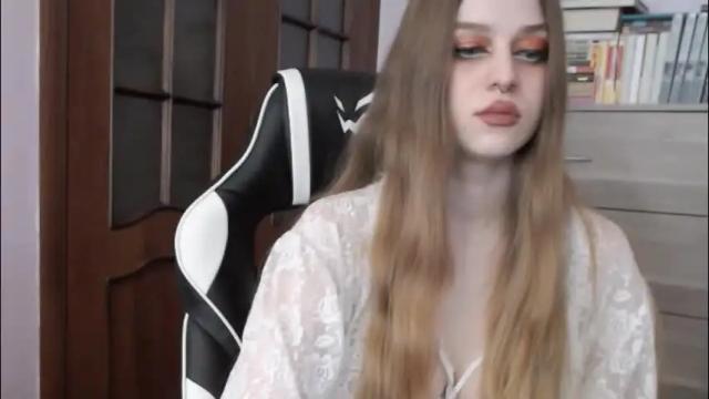 Image 7 of redhead_rabbit Stream on Chaturbate on 28 days ago