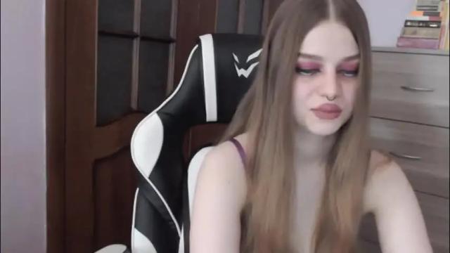 Thumbnail 1, redhead_rabbit's Stream at Chaturbate, 22 days ago