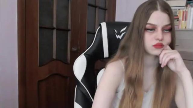 Image 6 of redhead_rabbit Stream on Chaturbate on 19 days ago