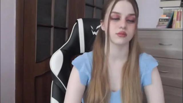 Thumbnail 1, redhead_rabbit's Stream at Chaturbate, 10 hours ago