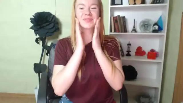 Image 12 of redheadsexi Stream on Chaturbate on 19 months ago