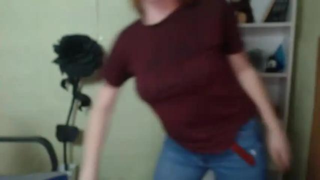 Image 2 of redheadsexi Stream on Chaturbate on 19 months ago