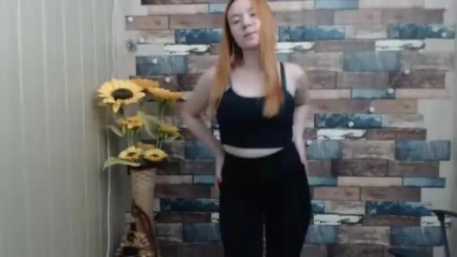 Image 6 of redheadsexi Stream on Chaturbate on 18 months ago