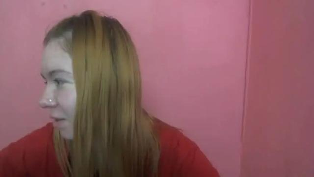 Image 4 of redheadsexi Stream on Chaturbate on 15 months ago