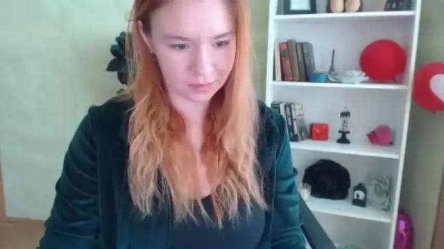 Image 10 of redheadsexi Stream on Chaturbate on 14 months ago