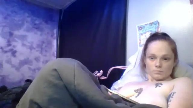 Image 6 of redheadslutwife8803 Stream on Chaturbate on 1 month ago