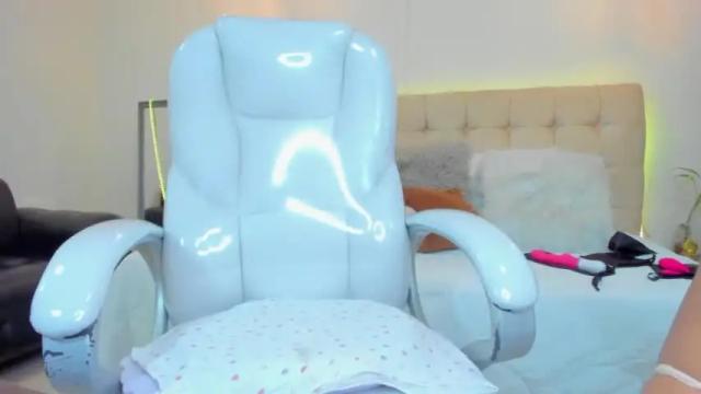 Image 7 of redhot_chilipeppers Stream on Chaturbate on 14 months ago