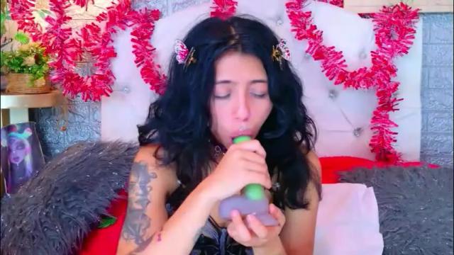 Image 6 of redhotter_ Stream on Chaturbate on 20 days ago