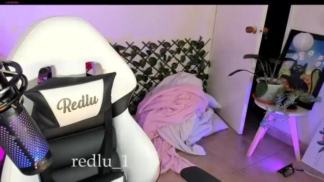 Image 11 of redlu_1 Stream on Chaturbate on 14 months ago