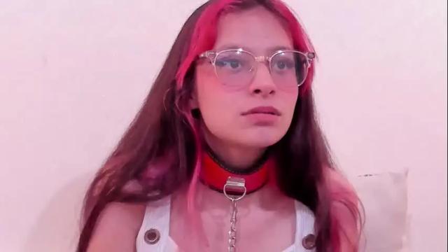 Thumbnail 3, redmeloddy's Stream at Chaturbate, 2 months ago