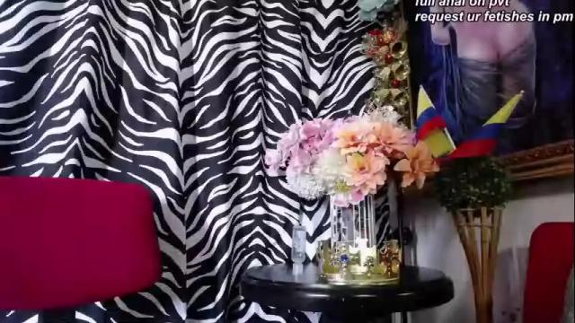 Image 12 of redroomxx Stream on Chaturbate on 2 months ago