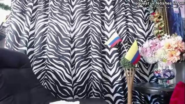 Image 11 of redroomxx Stream on Chaturbate on 1 month ago