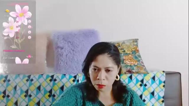 Image 2 of redrose669xx Stream on Chaturbate on 2 months ago