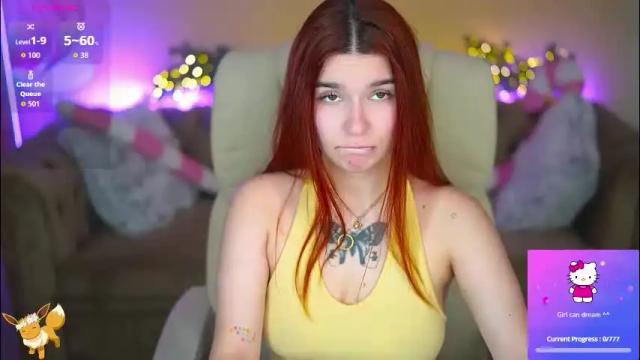 Image 10 of redshinee Stream on Chaturbate on 16 days ago