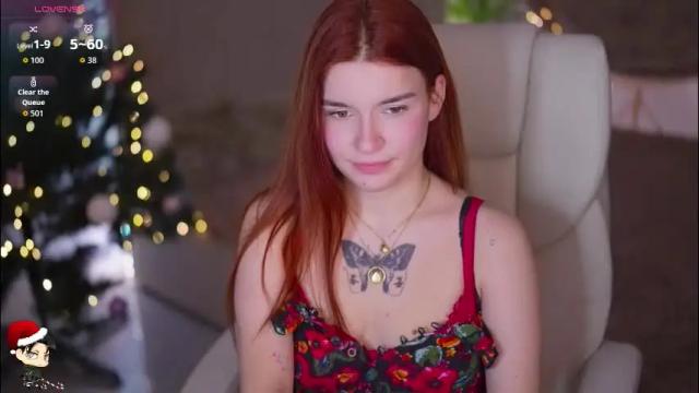 Image 11 of redshinee Stream on Chaturbate on 2 days ago