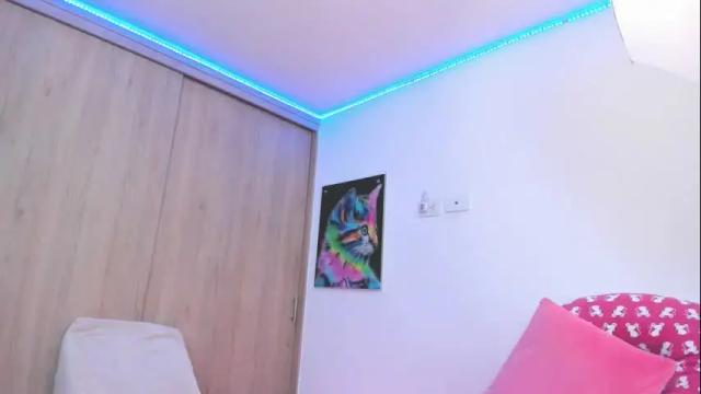 Image 4 of redski77 Stream on Chaturbate on 7 days ago