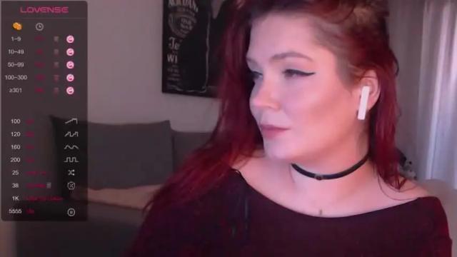 Image 3 of redyari Stream on Chaturbate on 7 months ago