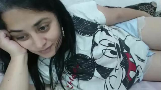 Image 3 of reeapassion Stream on Chaturbate on 29 days ago