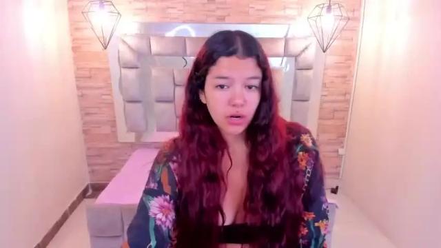 Image 10 of reed_cherry Stream on Chaturbate on 15 months ago
