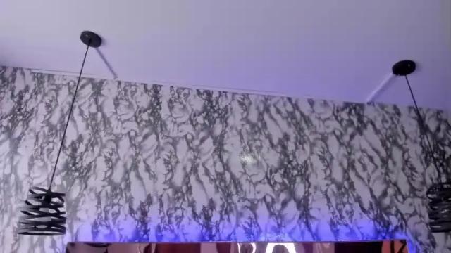Image 11 of reed_cherry Stream on Chaturbate on 15 months ago