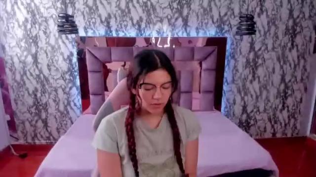 Image 11 of reed_cherry Stream on Chaturbate on 14 months ago