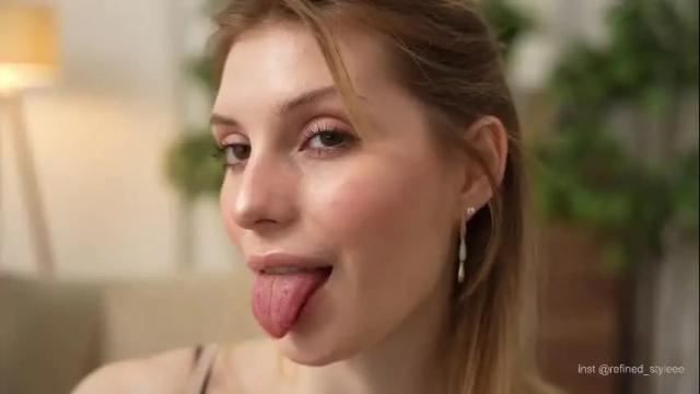 Image 3 of refined_style Stream on Chaturbate on 24 days ago