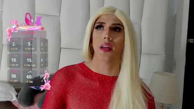 Image 2 of regiina_doll Stream on Chaturbate on 1 month ago