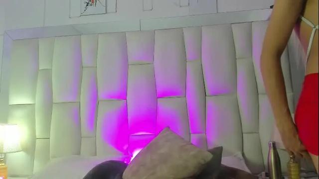 Image 4 of regiina_doll Stream on Chaturbate on 2 months ago