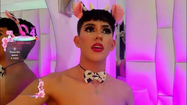 Image 11 of regiina_doll Stream on Chaturbate on 1 month ago