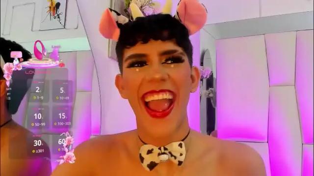 Image 3 of regiina_doll Stream on Chaturbate on 1 month ago