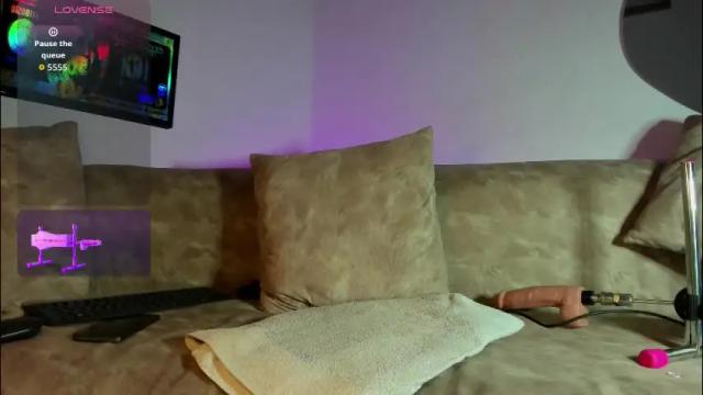 Image 12 of regiina_doll Stream on Chaturbate on 1 month ago