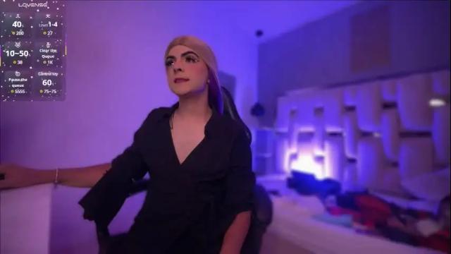 Image 3 of regina_mills__ Stream on Chaturbate on 5 months ago