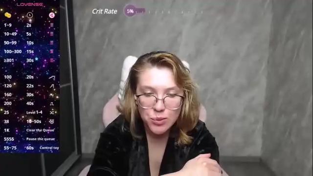 Image 6 of reginasmilee Stream on Chaturbate on 1 month ago