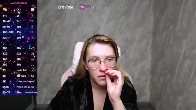 Image 3 of reginasmilee Stream on Chaturbate on 1 month ago