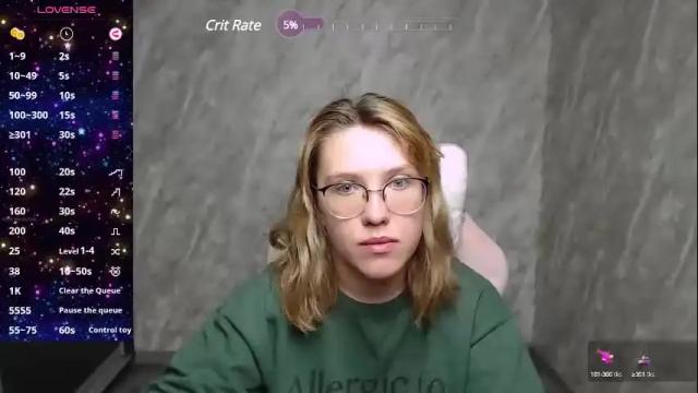 Image 12 of reginasmilee Stream on Chaturbate on 1 month ago