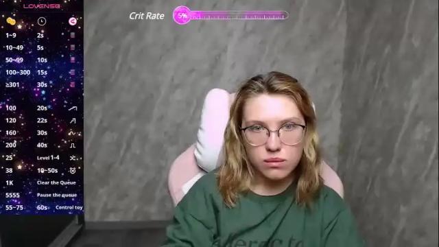 Image 3 of reginasmilee Stream on Chaturbate on 1 month ago