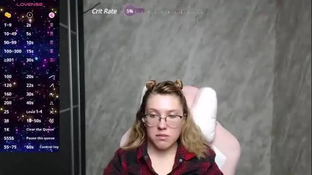Image 3 of reginasmilee Stream on Chaturbate on 1 month ago