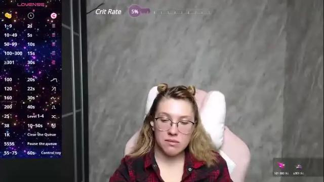 Image 4 of reginasmilee Stream on Chaturbate on 1 month ago