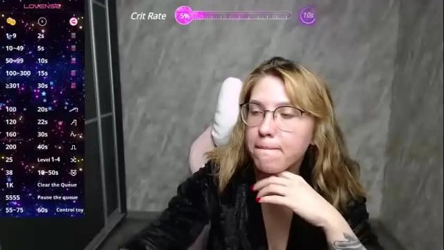 Image 11 of reginasmilee Stream on Chaturbate on 1 month ago