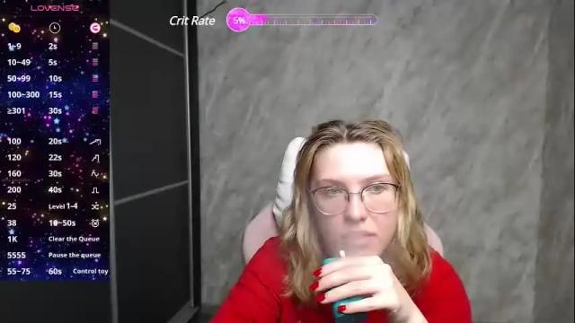 Image 2 of reginasmilee Stream on Chaturbate on 29 days ago
