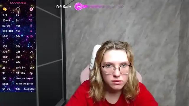 Image 3 of reginasmilee Stream on Chaturbate on 29 days ago