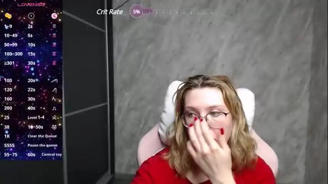 Image 4 of reginasmilee Stream on Chaturbate on 29 days ago