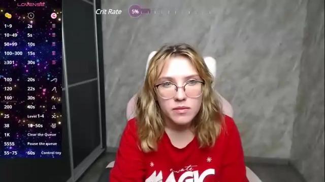 Image 2 of reginasmilee Stream on Chaturbate on 22 days ago